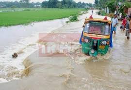 ତ୍ରିପୁରାରେ ବନ୍ୟା: ଭୟରେ ବହୁ ଲୋକେ ଘର ଛାଡିଲେ